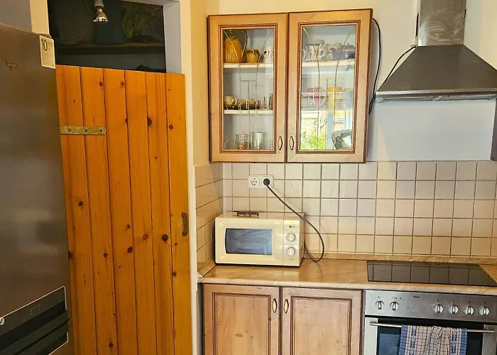 Koczor Apartment *